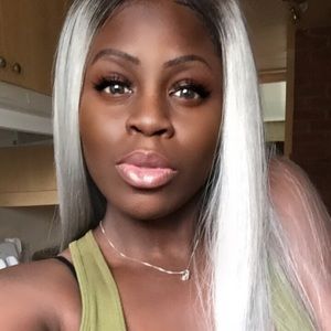 Meet your Posher, Jackie